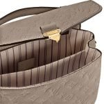 Louis Vuitton Pochette Métis M44881 product photo 4