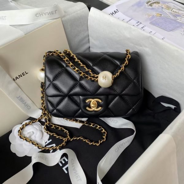 Chanel AS4868 Mini Flap Bag Pearl Lambskin Faux Pearl & Gold Metal Black AS4868 u9ed1 product photo 1