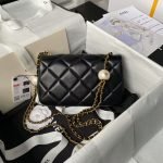 Chanel AS4861 Small Flap Bag Pearl Lambskin Faux Pearl & Gold Metal Black AS4861 u9ed1 product photo 2