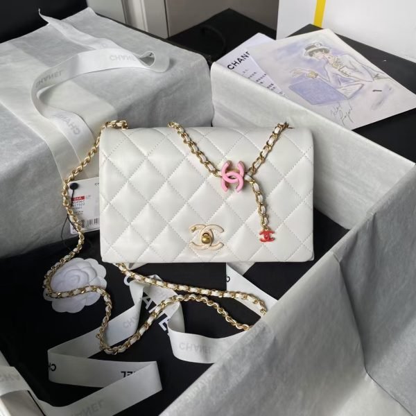 Chanel AS4967 Small Flap Bag Shiny Lambskin Enamel & Gold Metal White AS4967 u767du8272 product photo 1