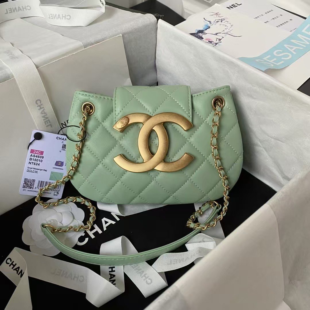 Chanel 24C Vintage Logo Small Quilted Lambskin Shoulder Bag AS4609 Green AS4609 u7effu8272 product photo 1