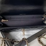 Chanel 24P AP3803 Shiny Crinkled Lambskin Chain Clutch Pearl Handle Black AP3804 u9ed1u8272 product photo 9