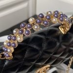 Chanel 24P AP3803 Shiny Crinkled Lambskin Chain Clutch Pearl Handle Black AP3804 u9ed1u8272 product photo 6