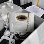 Chanel 24B AS5038 Lambskin Clutch White AS5038 u767du8272 product photo 2