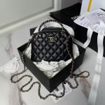 Chanel 24B AP3354 Calfskin Chain Clutch Black AP3345 u9ed1u8272 product photo 1