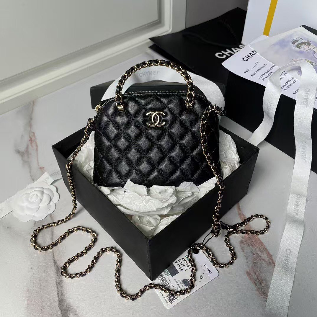Chanel 24B AP3354 Calfskin Chain Clutch Black AP3345 u9ed1u8272 product photo 1