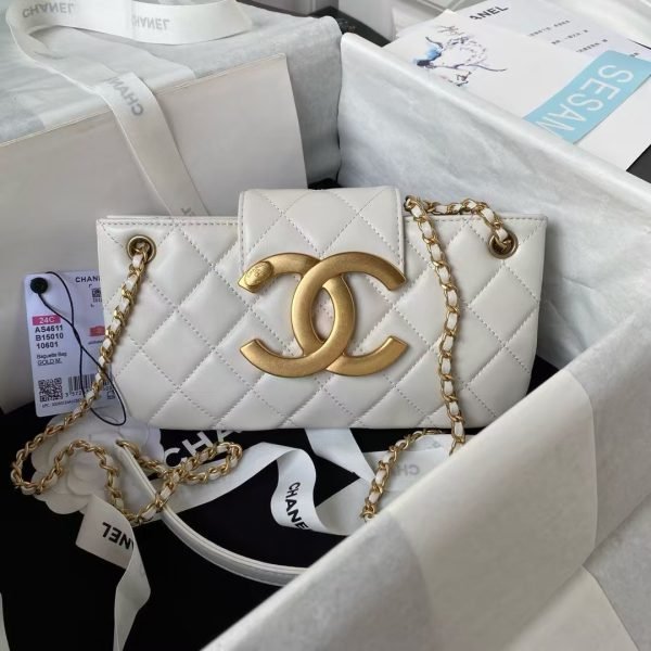 Chanel 24C AS4611 Vintage Logo Lambskin Rectangular Shoulder Bag White AS4611 u767du8272 product photo 1