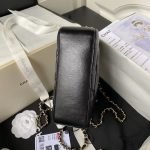 Chanel 24C AS4543 Mini Flap Bag Chain Bag Top Handle Black Lambskin AS4543 u9ed1u8272 product photo 4