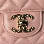 Chanel 24A AS4924 Mini Flap Bag With Top Handle Pink AS4924 u7c89u8272 product photo 3