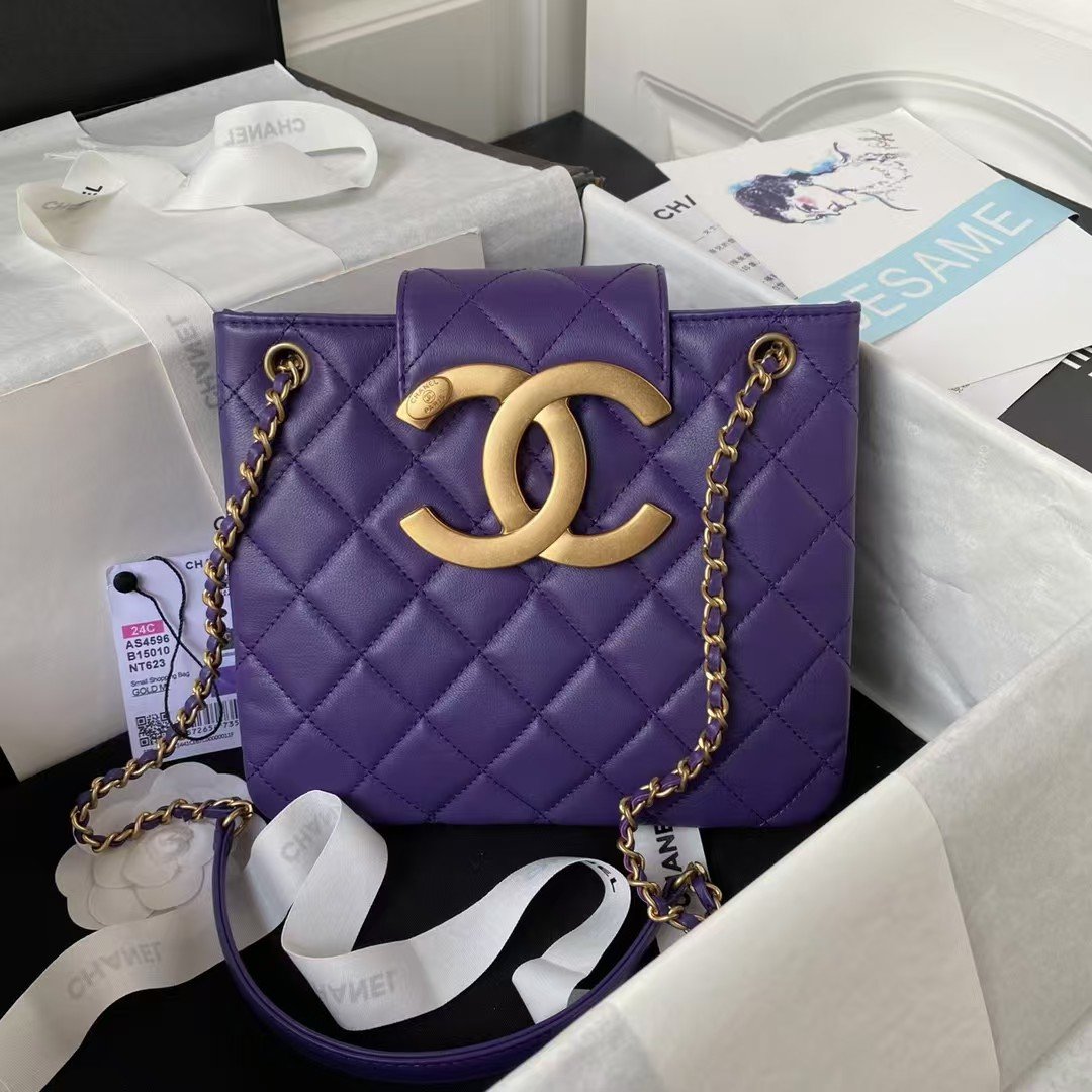 Chanel 24C AS4596 Vintage Logo Quilted Lambskin Shoulder Bag Purple AS4596 u7d2bu8272 product photo 1