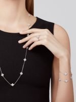 Sweet Alhambra Long Necklace, 16 Motifs VCARO85A00 product photo 3