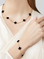 Vintage Alhambra Bracelet, 5 Motifs VCARA41300 product photo 2