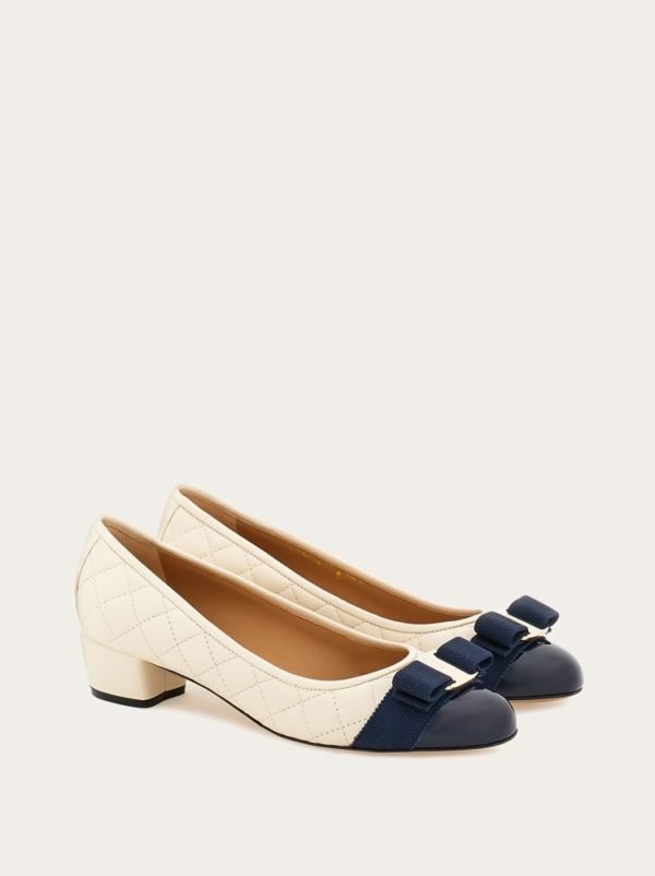 Quilted Vara pump
