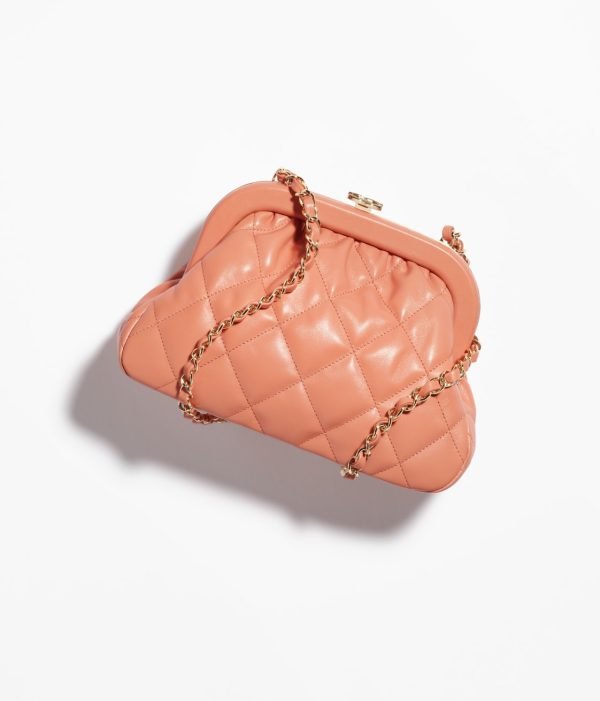 Chanel Clutch AS4717 B17000 NY560 product photo 1