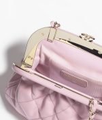 Chanel Clutch AS4717 B17000 NY558 product photo 3