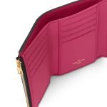 Louis Vuitton Capucines Compact Wallet Red - Louis Vuitton Wallet or Card Holder interior detail