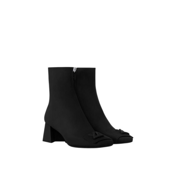 Shake Ankle Boot