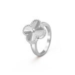 Vintage Alhambra Ring VCARP9XI00 product photo 1