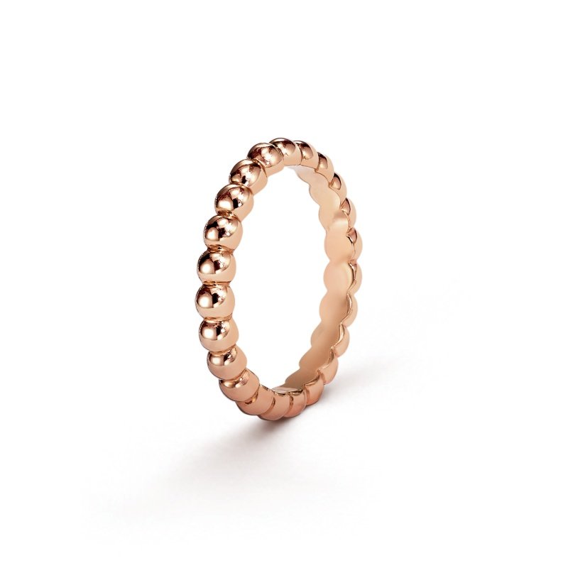 Perlee Pearls Of Gold Ring, Medium Model VCARN9PB00 product photo 1