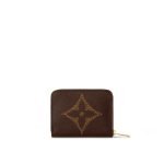 Louis Vuitton Zippy Coin Purse Red Monogram - Louis Vuitton Wallet or Card Holder interior detail