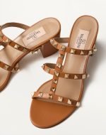 Rockstud Calfskin Leather Slide Sandal 60 MM 4W2S0C47VOD_KEL product photo 3