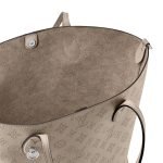 Louis Vuitton Blossom MM M21852 product photo 3